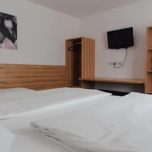 Drei Kreuz - Self Check In Hotell