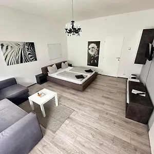 city-apartment-hauptbahnhof.graz-austria-hotels.com/