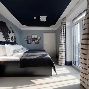 Hotel Numa Maximilian, Solnohrad